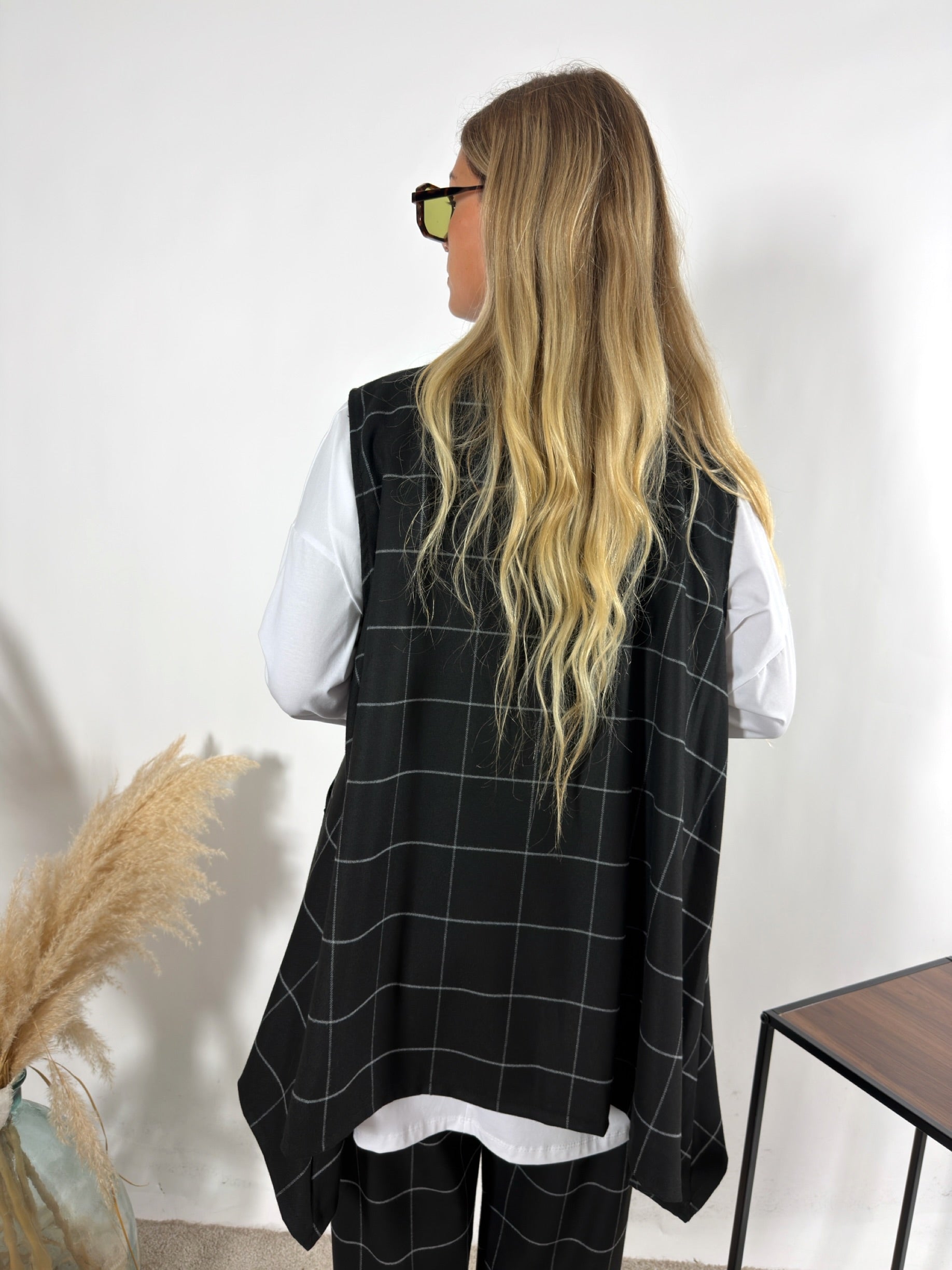 Maxi Gilet Check Nero Miranda