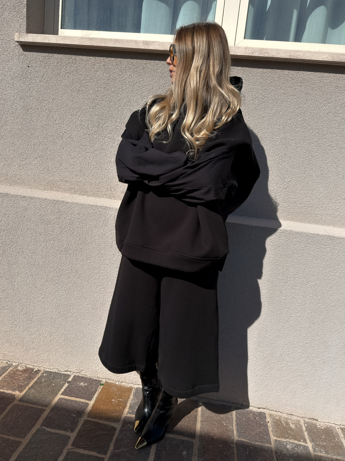 Maxi Felpa Gilet con T-Shirt Nero Sporty Kostumn1