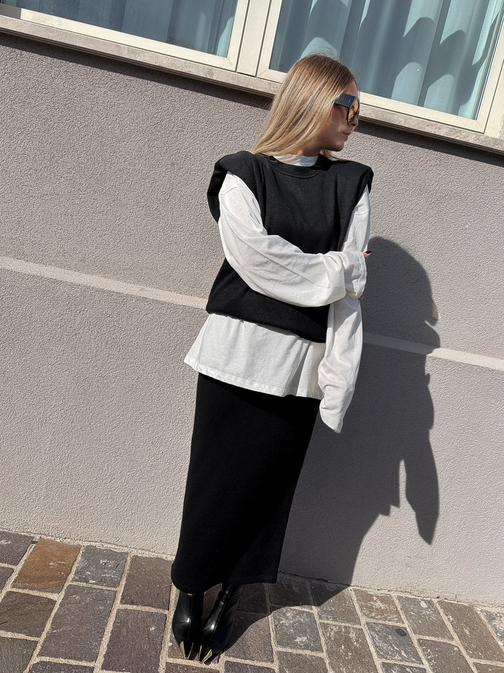 Gilet Smanicato Maja Nero Kostumn1
