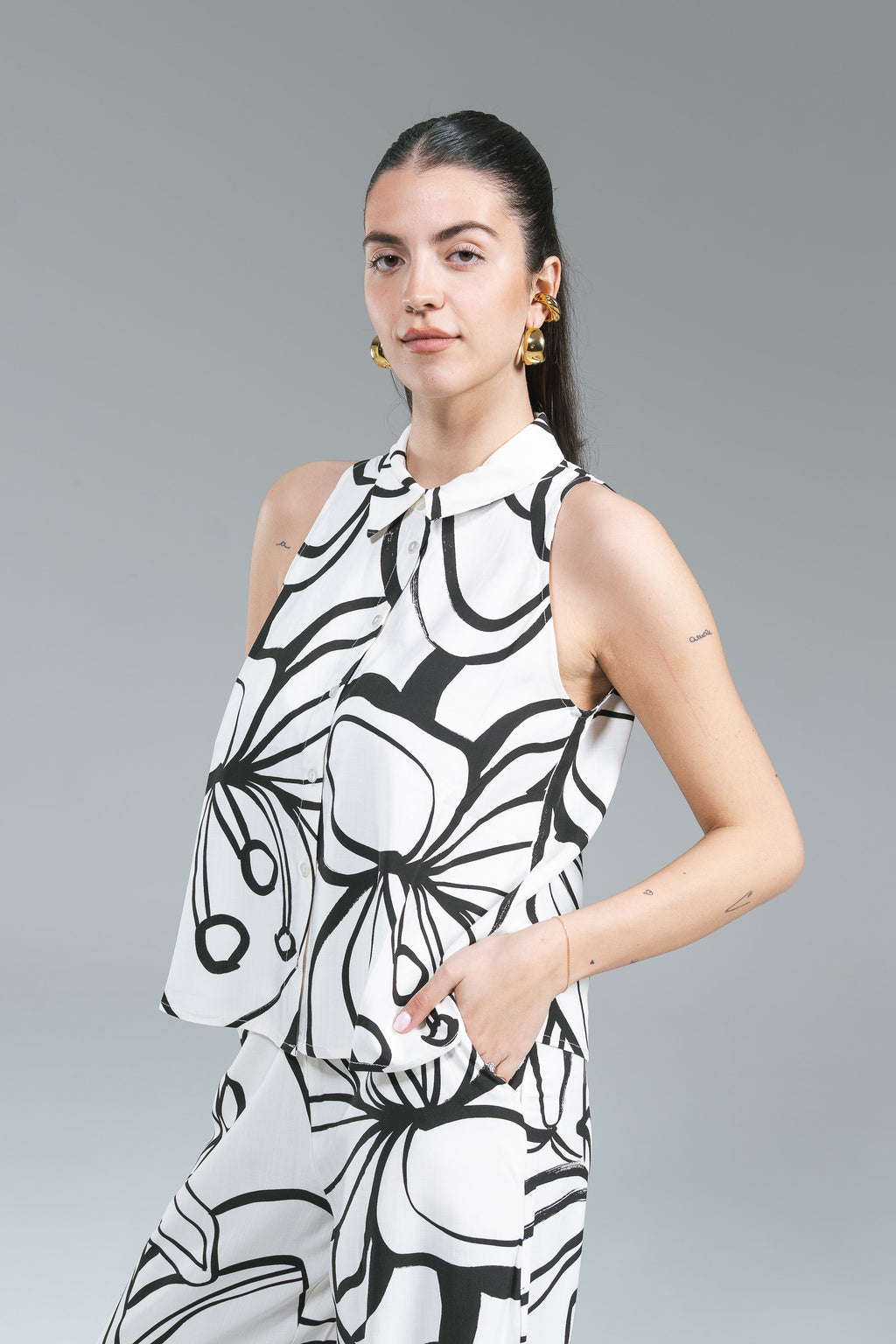 Camicia Smanicata Linen Fluido Surkana B/N