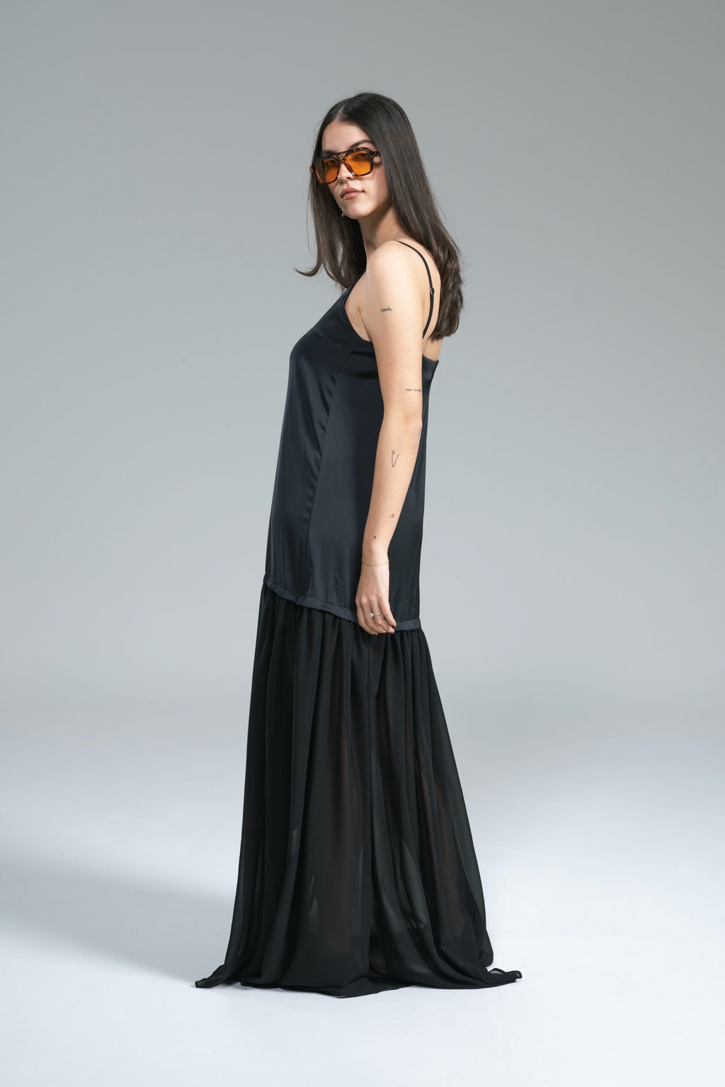 Maxi Abito Satin Balza Chiffon Nero Kostumn1