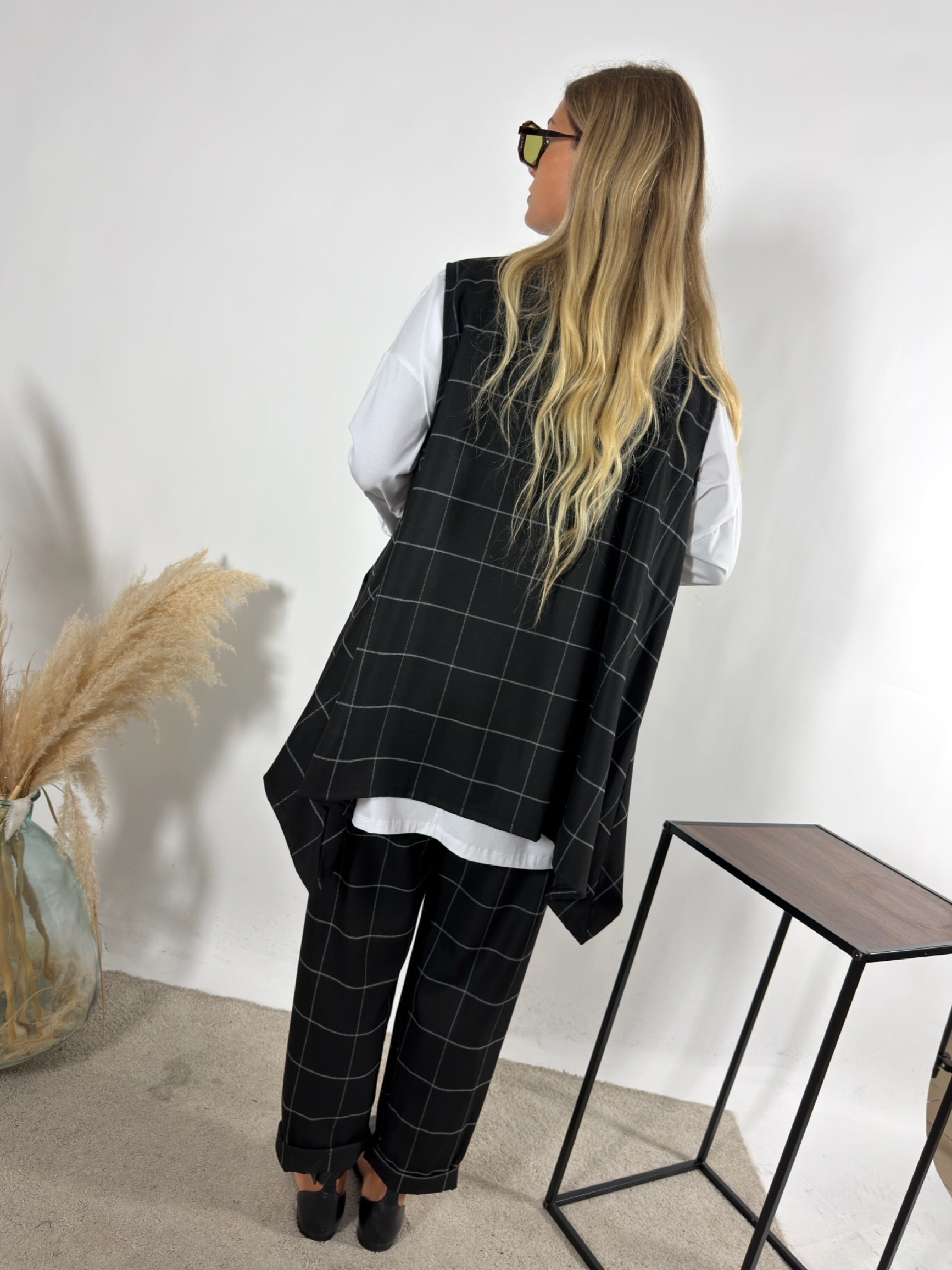 Maxi Gilet Check Nero Miranda