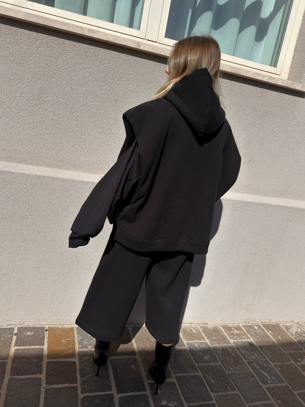 Maxi Bermuda Sporty Nero Kostumn1