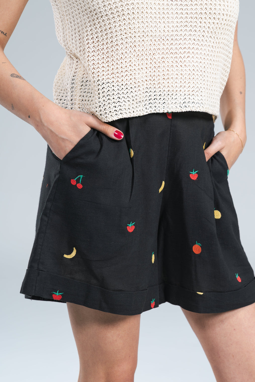 Short Fruit Mussola Nero Compania Fantastica