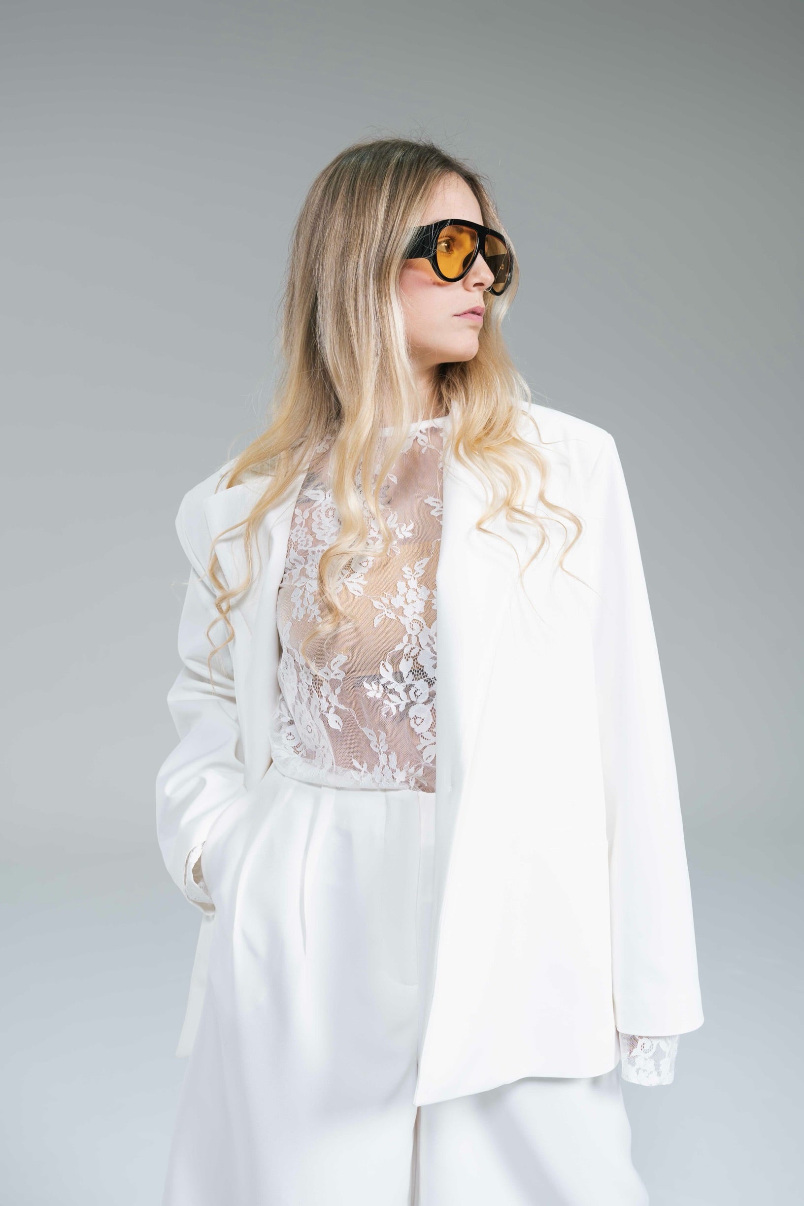 Maglia Pizzo Manica Lunga Kostumn1  Bianco
