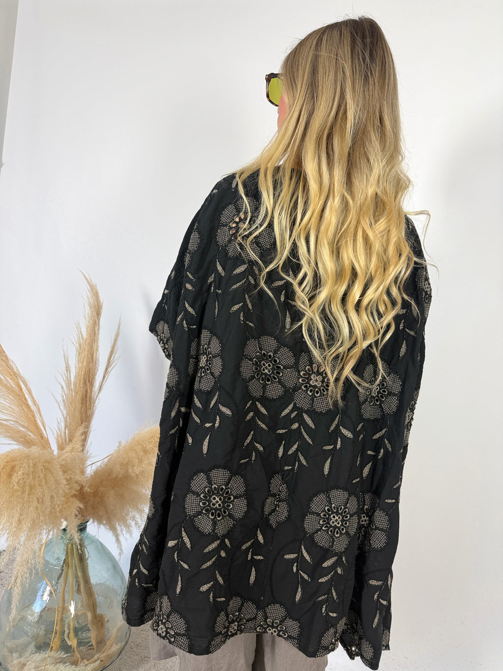 Maxi Casacca Ricamata Pizzo Sangallo Nero/Taupe Miranda