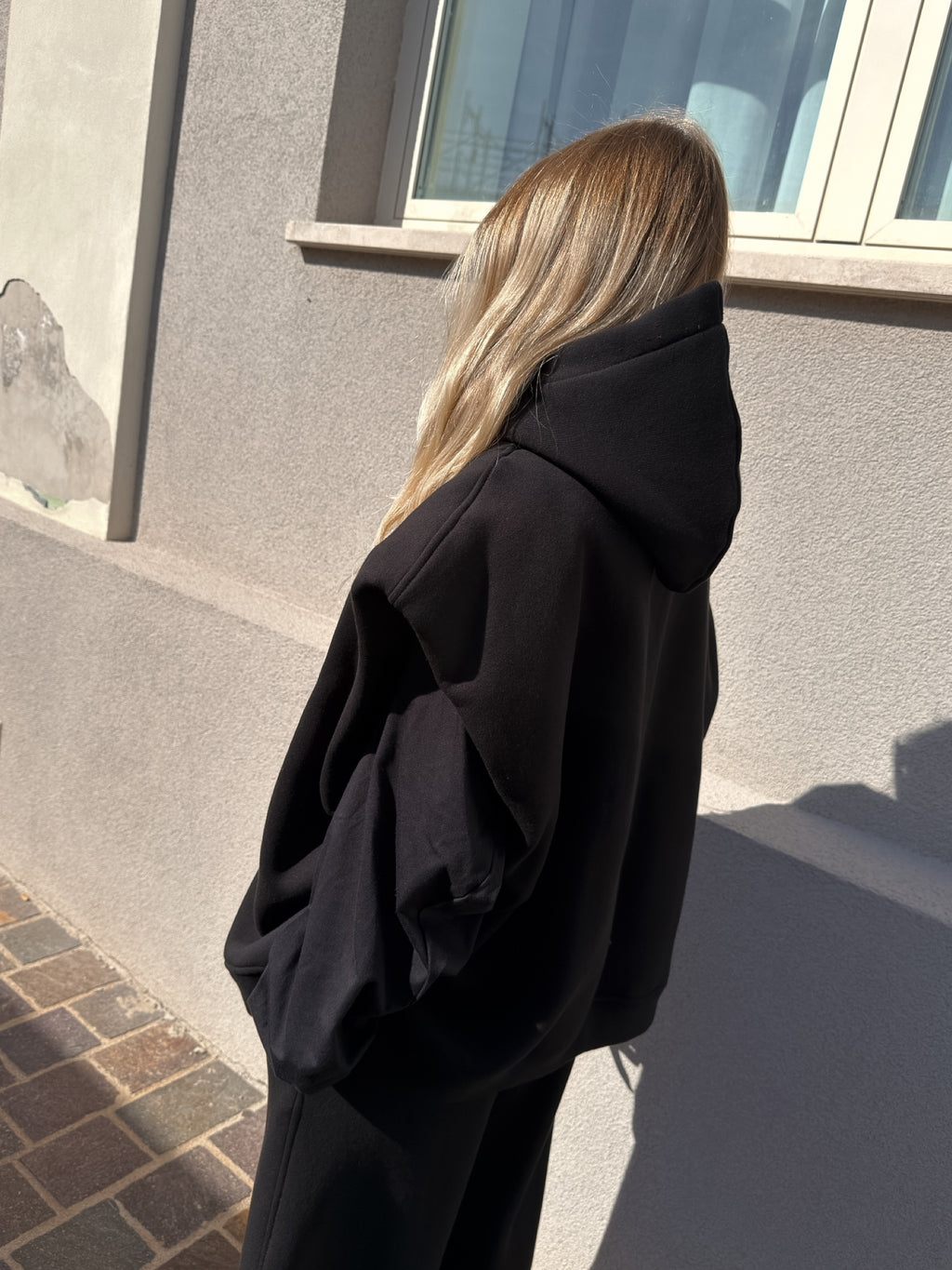 Maxi Felpa Gilet con T-Shirt Nero Sporty Kostumn1