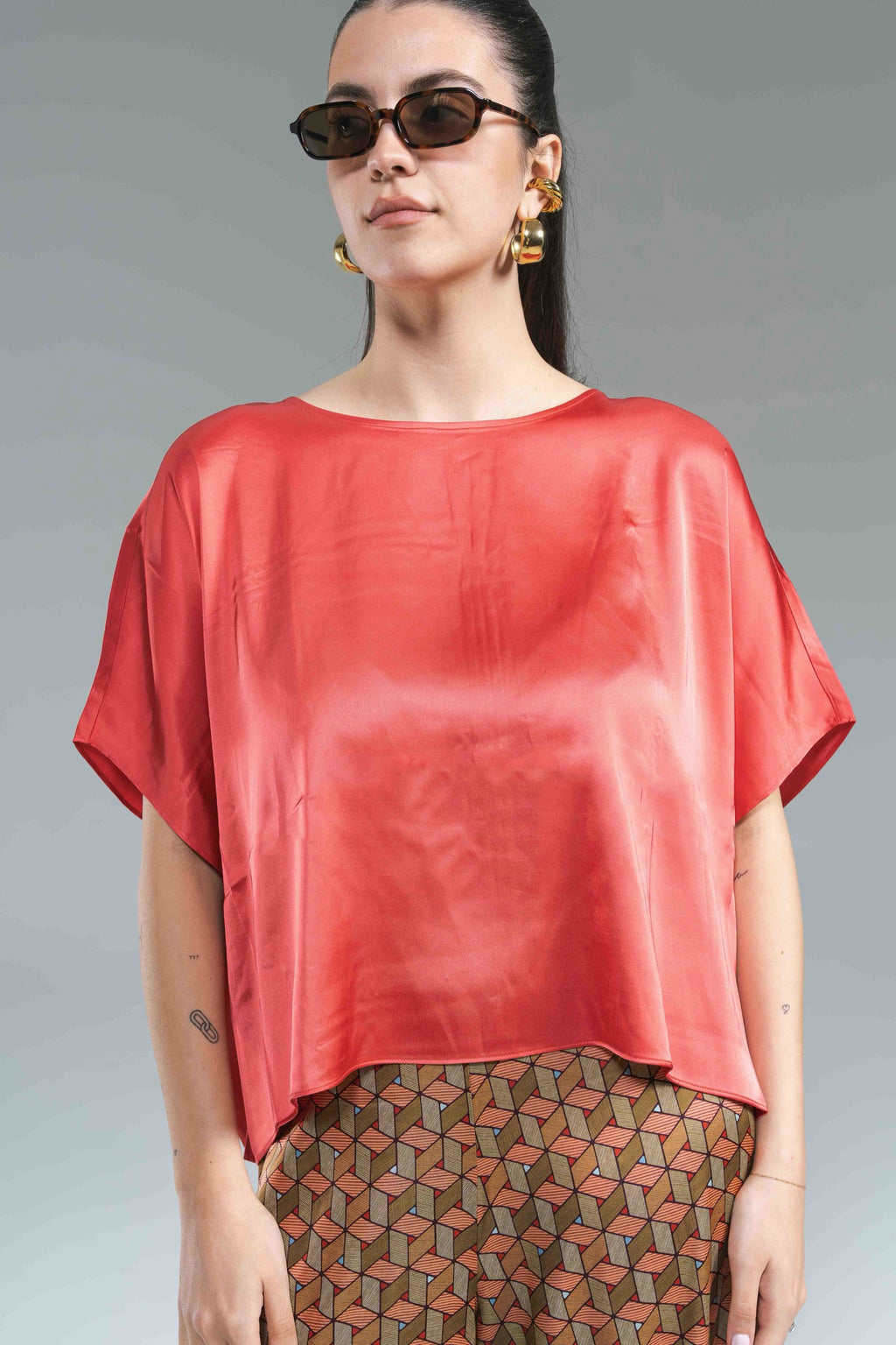 Blusa Satin Corallo Surkana