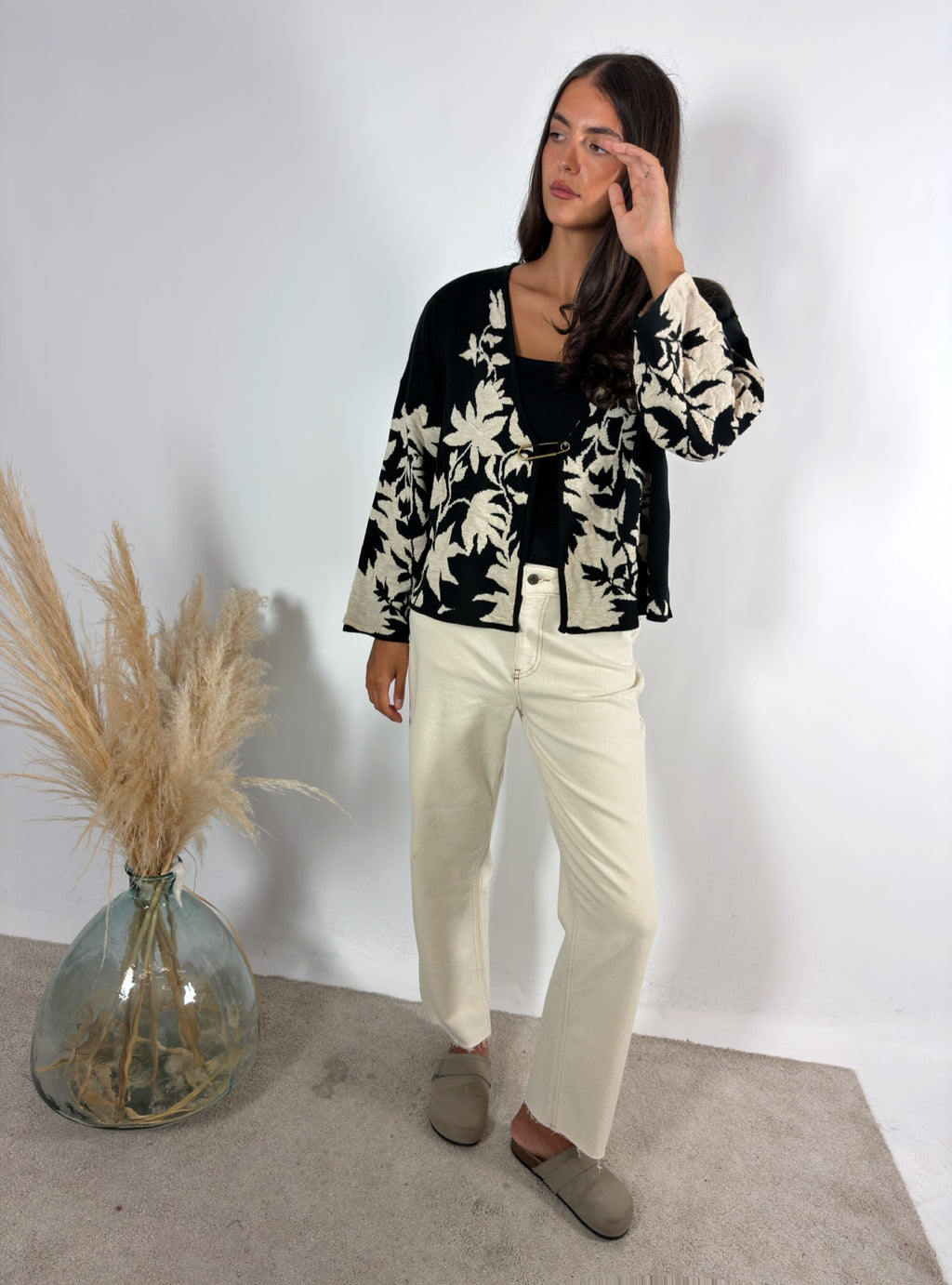 Giacca Kimono Maglia Ricamo Jacquard Latte/Nero Surkana