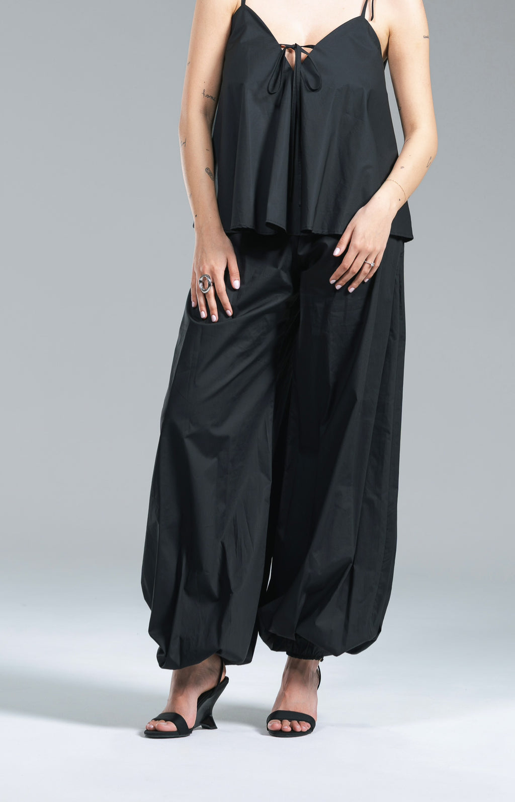 Pantalone Balloon Popeline Nero Kostumn1
