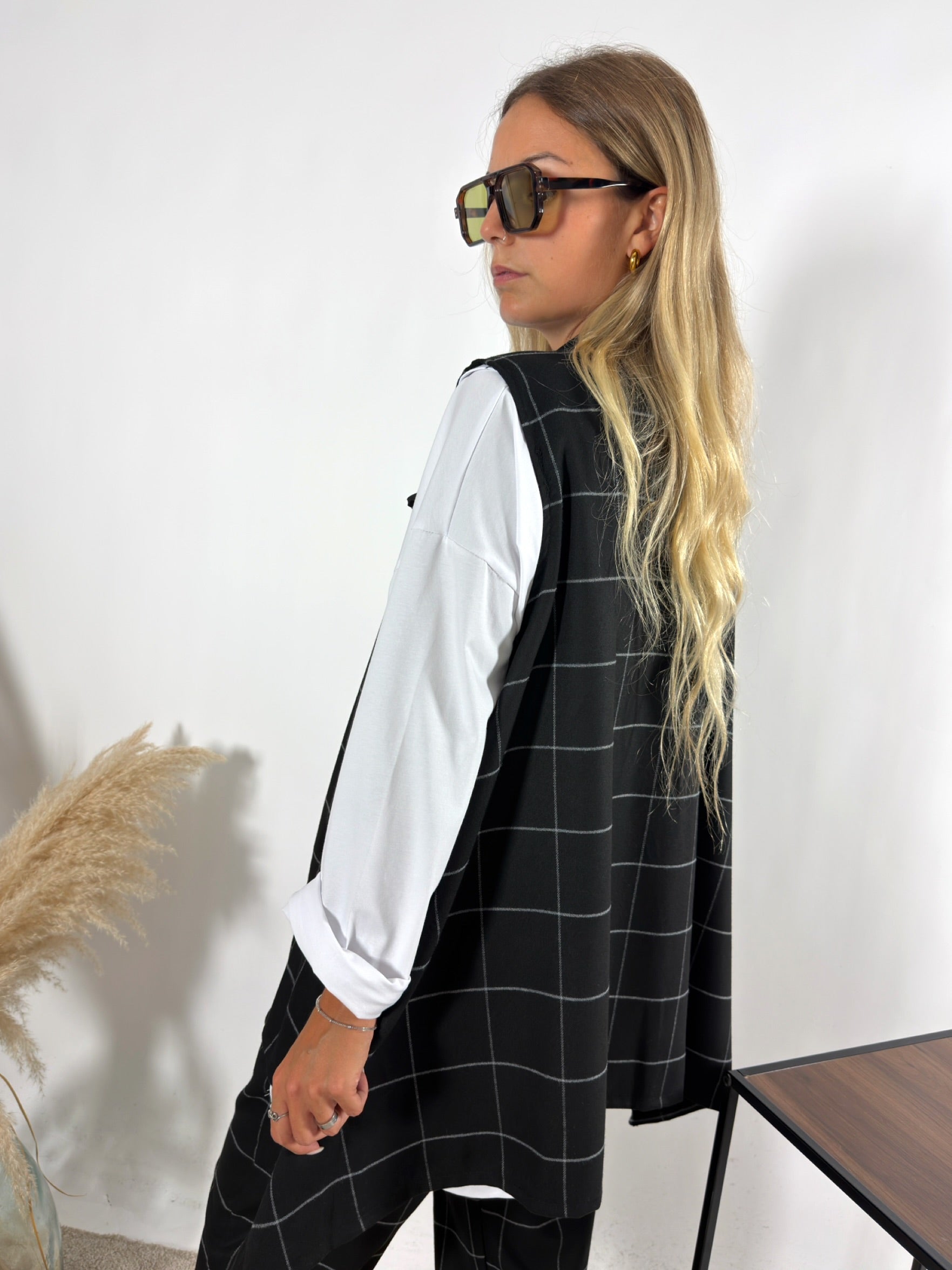 Maxi Gilet Check Nero Miranda