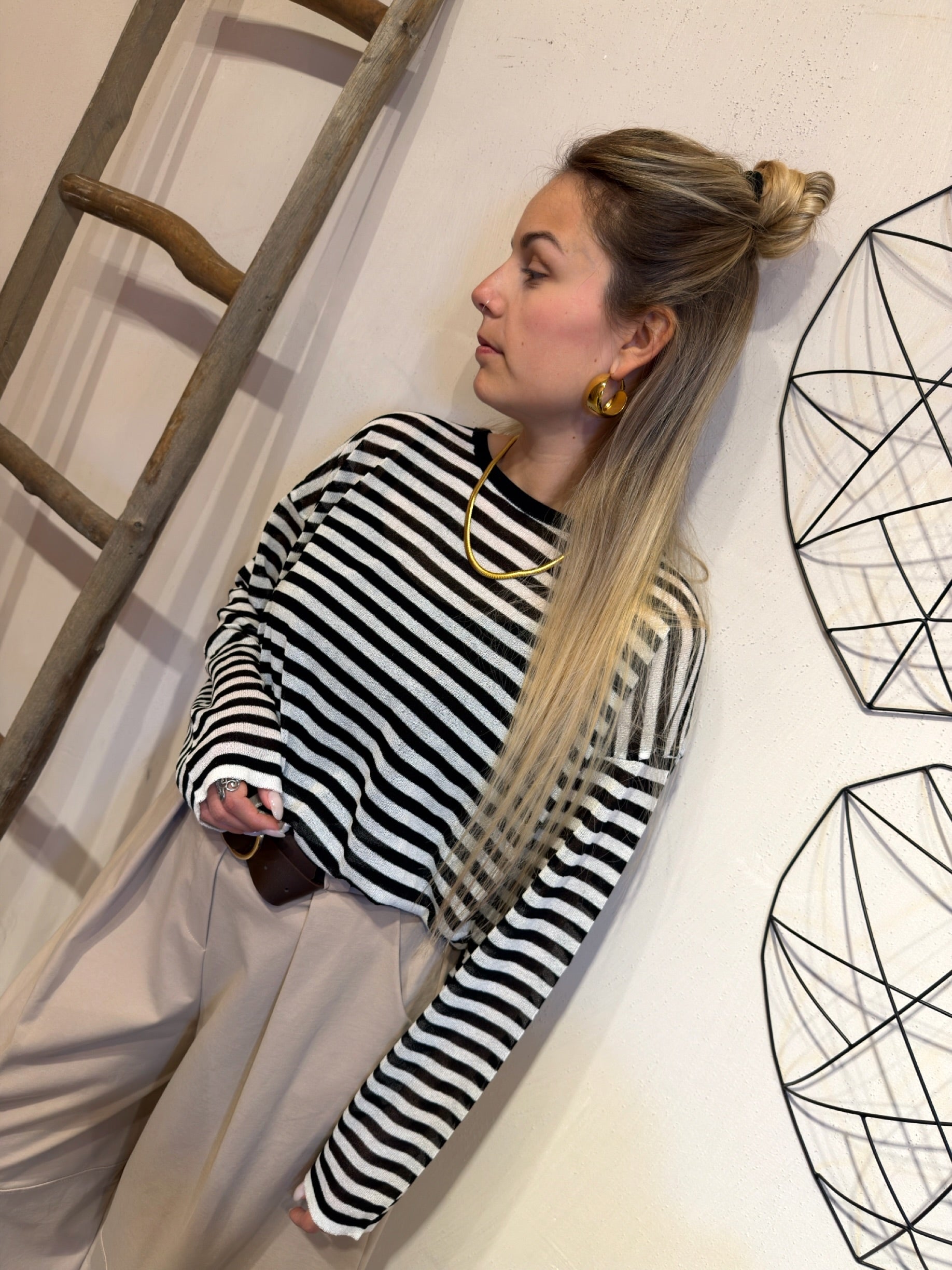 Pull Filo Righe B/N Compania Fantastica