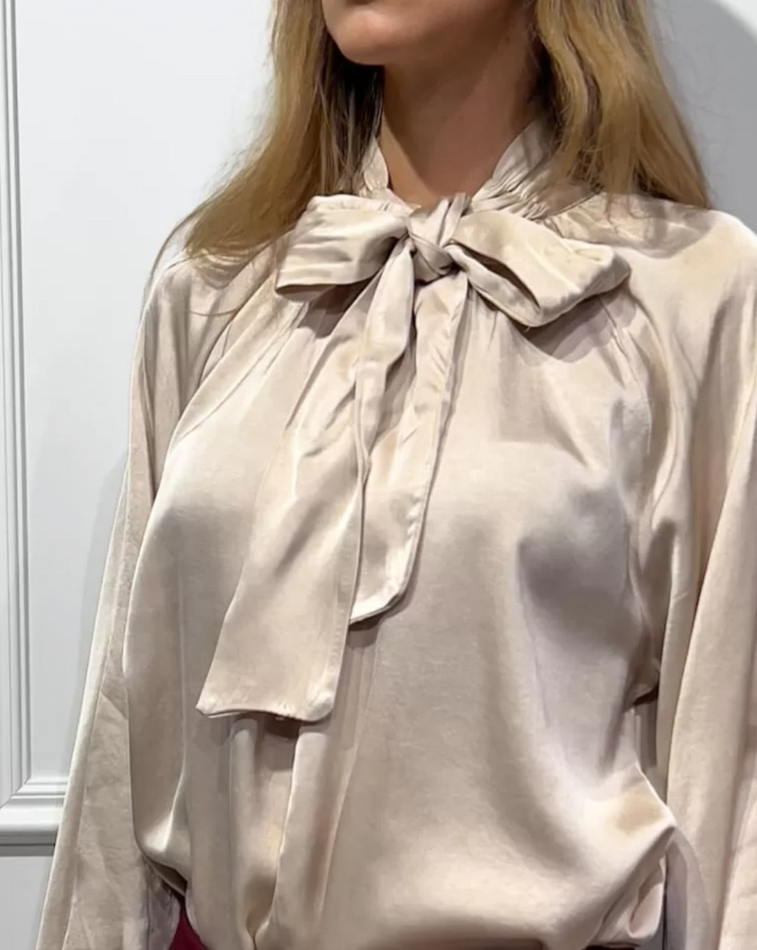 Blusa Satin Fiocco Kontatto +colori