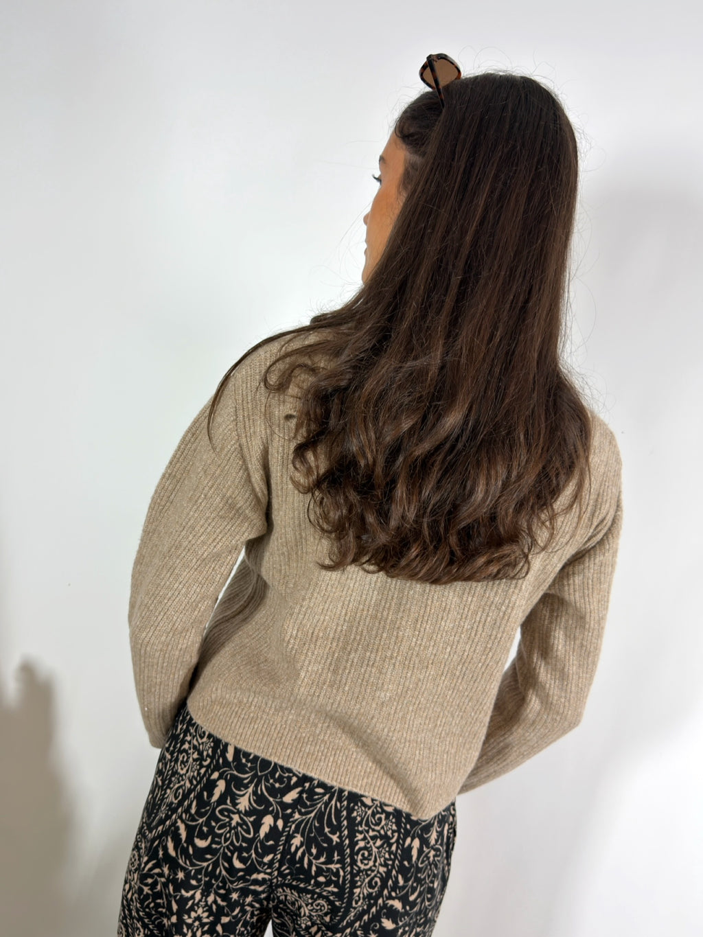 Cardigan Sciarpa Tortora Surkana
