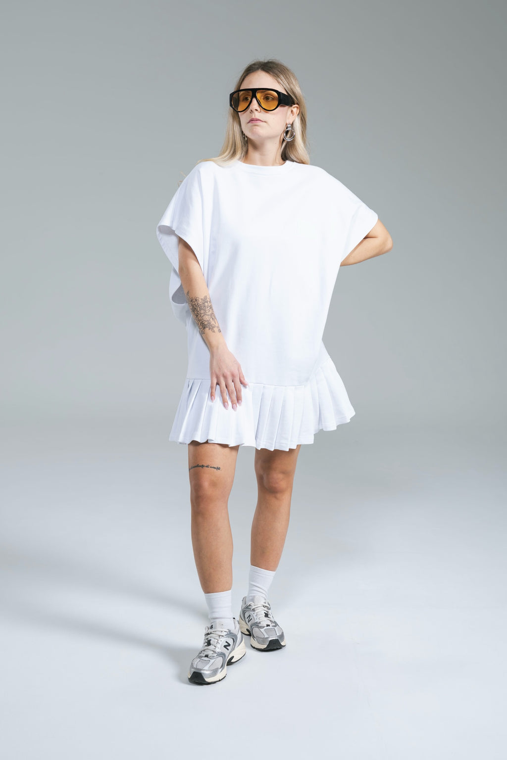Abito Sporty Bianco Kostumn1