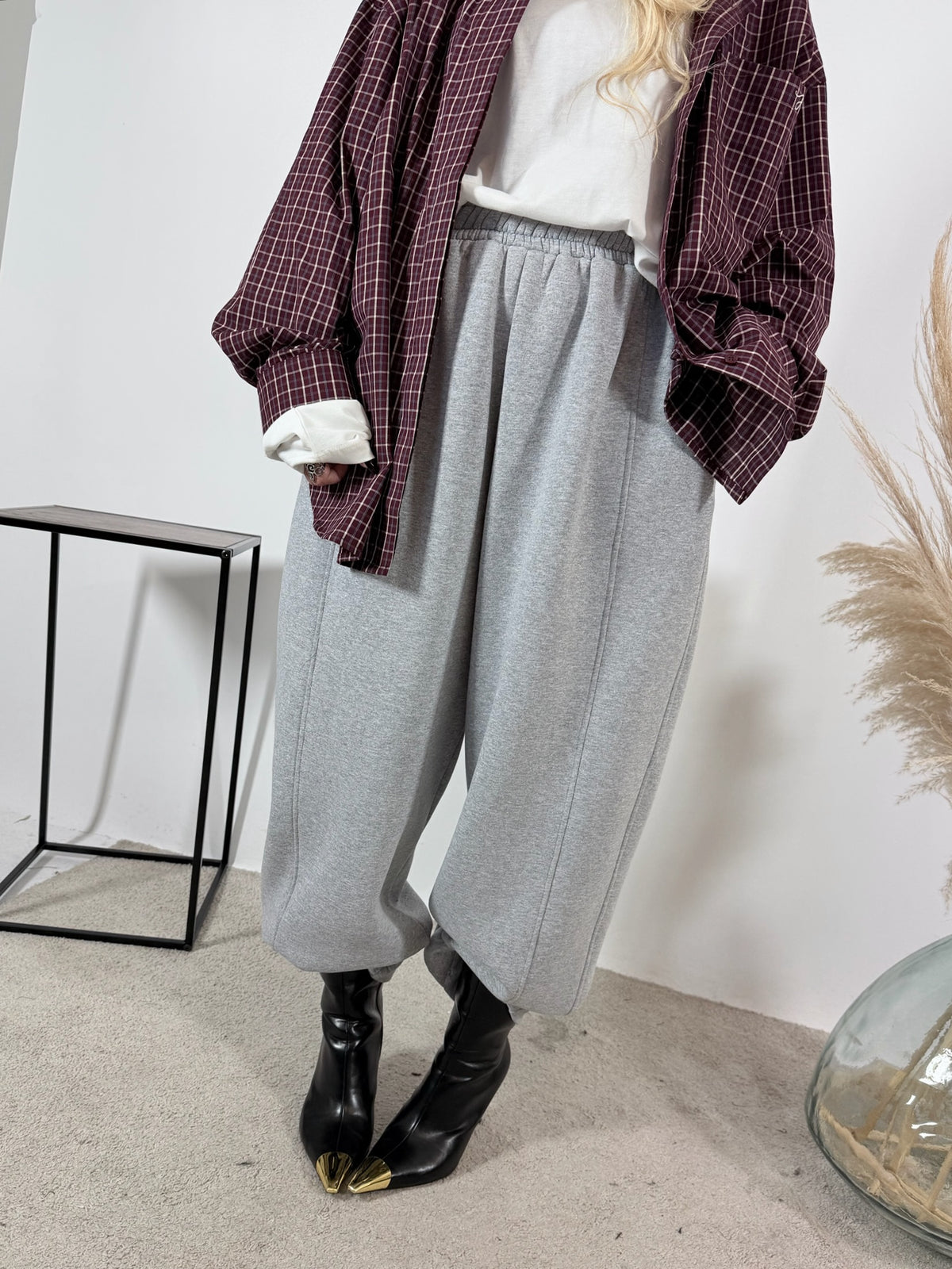 Pantalone Uovo Sporty Grigio Kostumn1