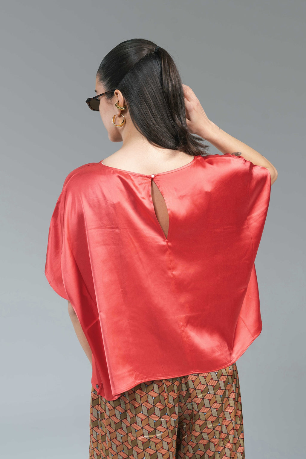 Blusa Satin Corallo Surkana