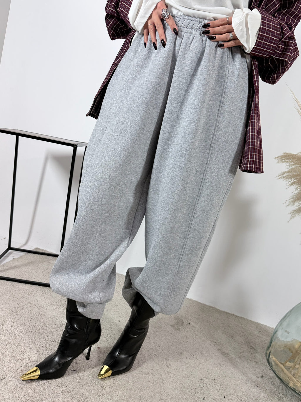 Pantalone Uovo Sporty Grigio Kostumn1