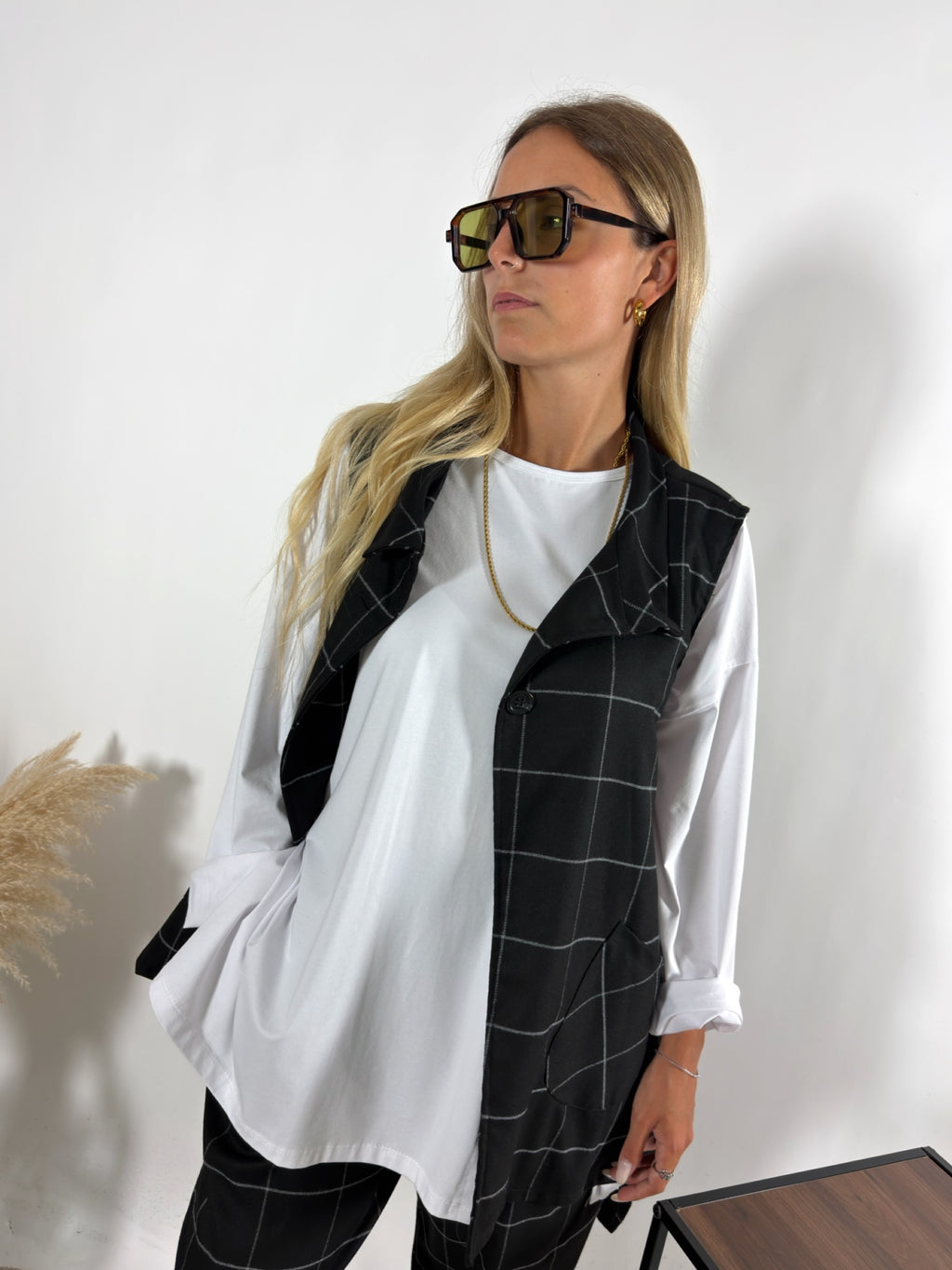 Maxi Gilet Check Nero Miranda