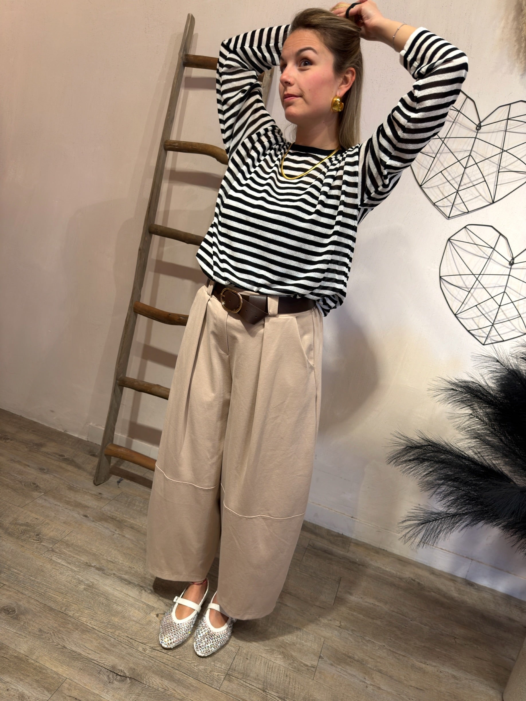 Pull Filo Righe B/N Compania Fantastica