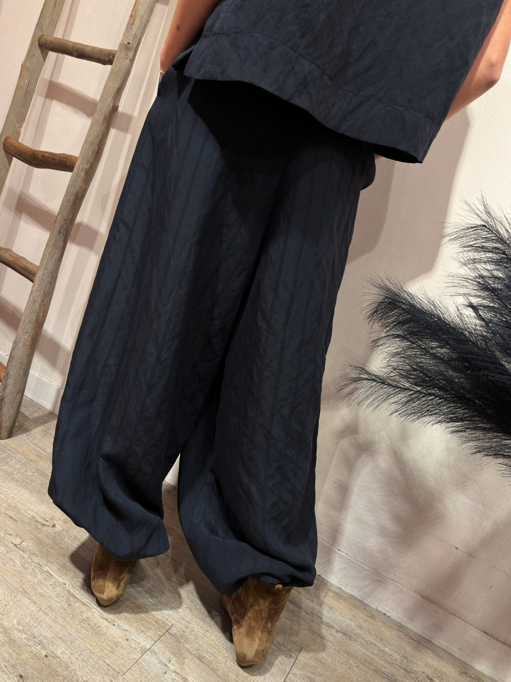 Pantalone Aladdin Nero Kontatto