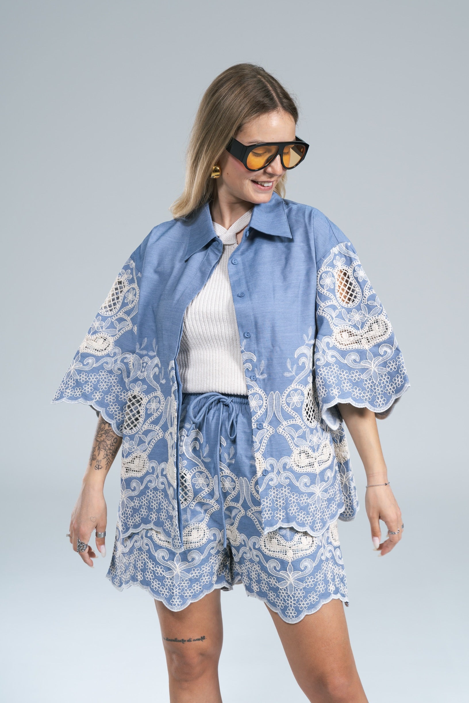 Maxi Camicia Ricamo Crochet Azzurro Glamorous