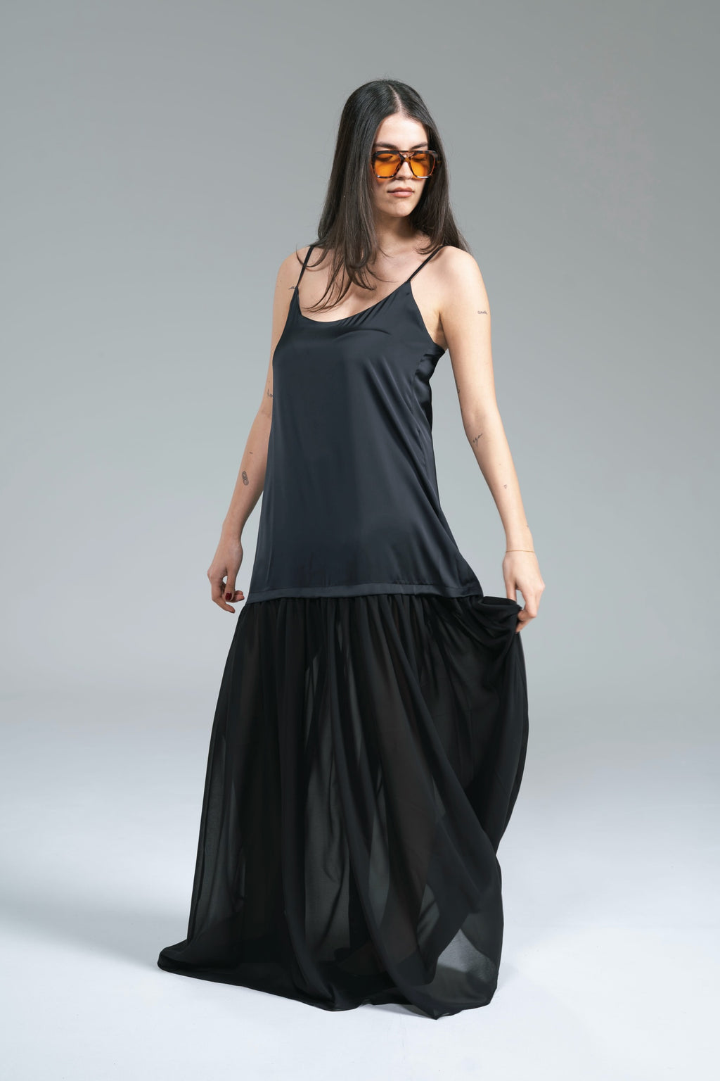 Maxi Abito Satin Balza Chiffon Nero Kostumn1