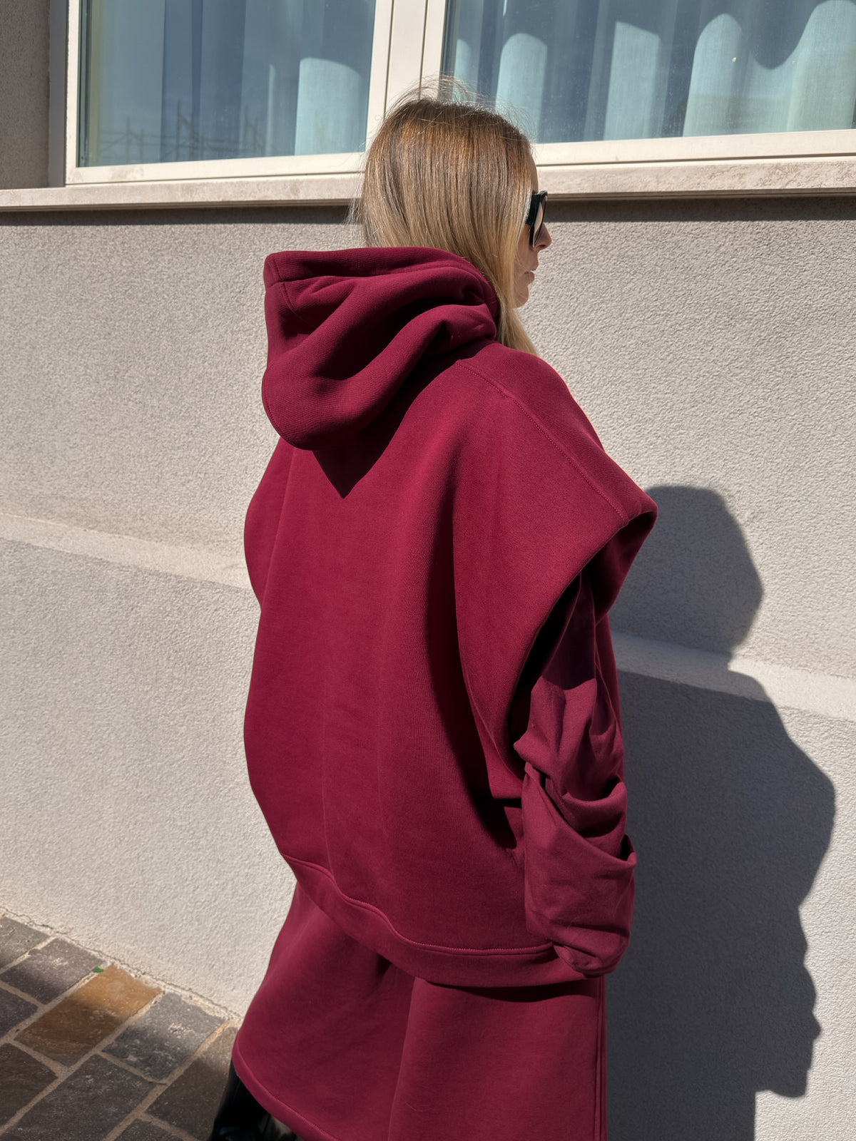 Maxi Felpa Gilet con T-Shirt Borgogna Sporty Kostumn1