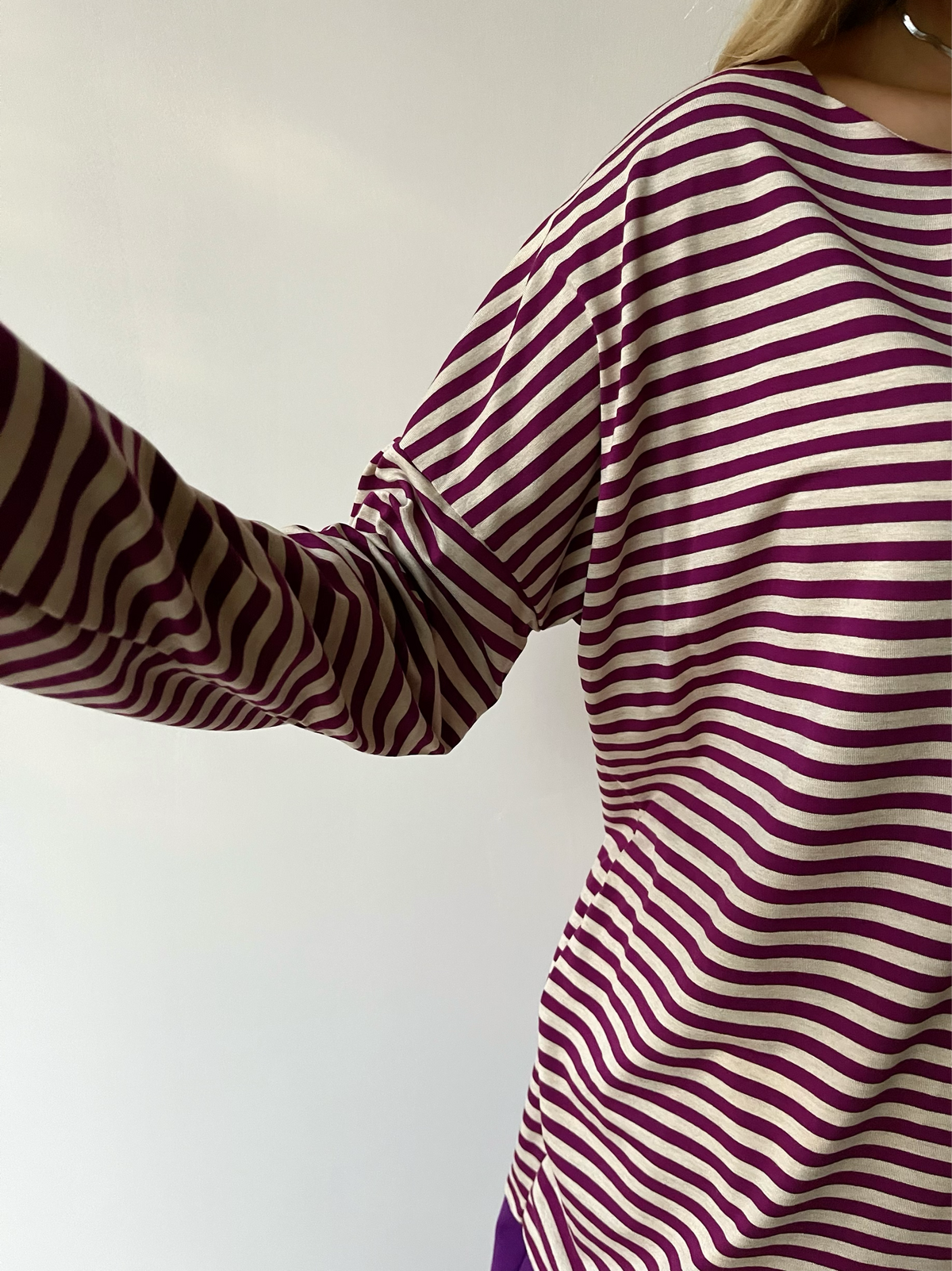 T-Shirt Righetta Taglio Vivo +colori