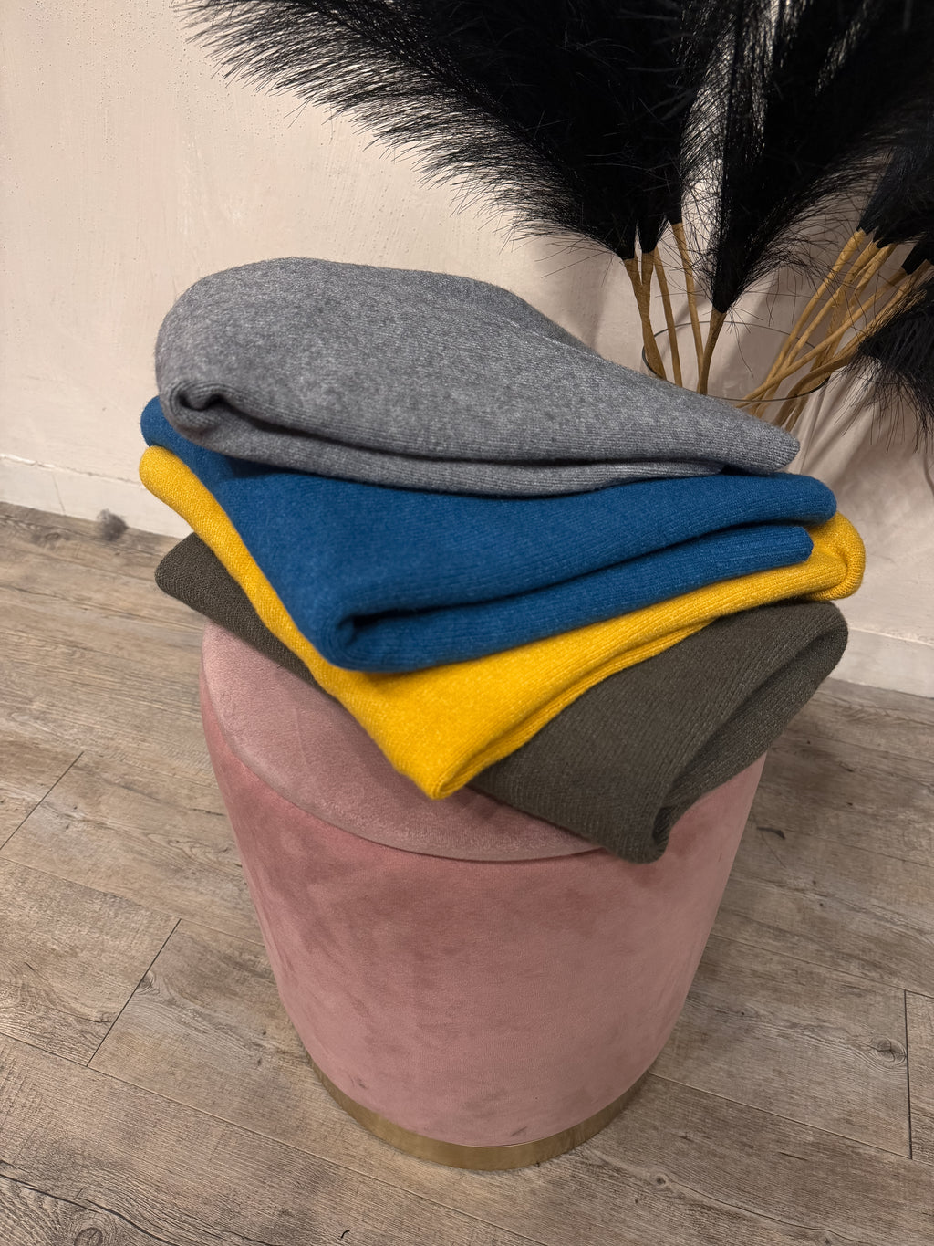 Maglione Scollo a V Kontatto +Colori