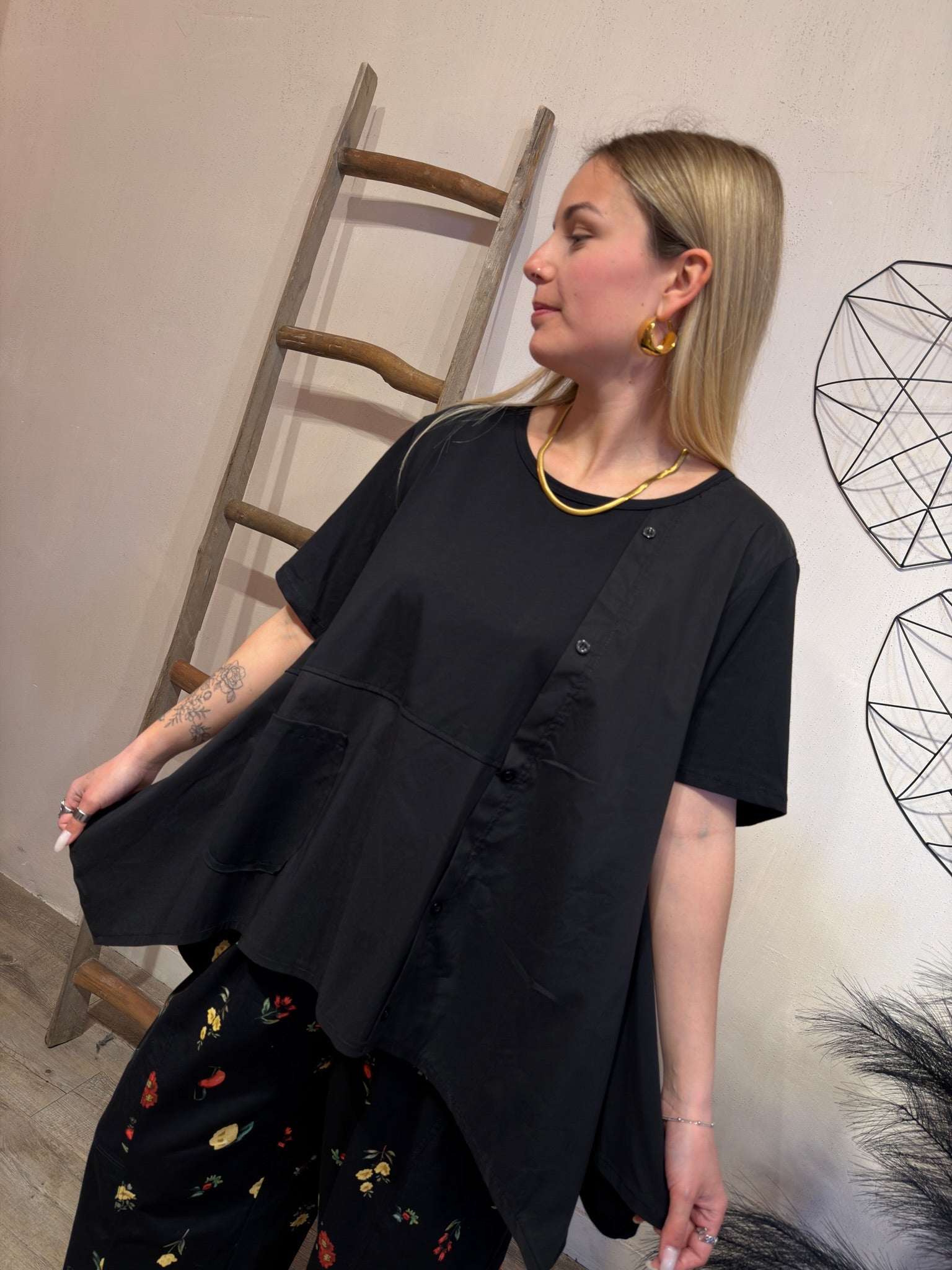 T-shirt Miranda Combinata Bottoni Nero