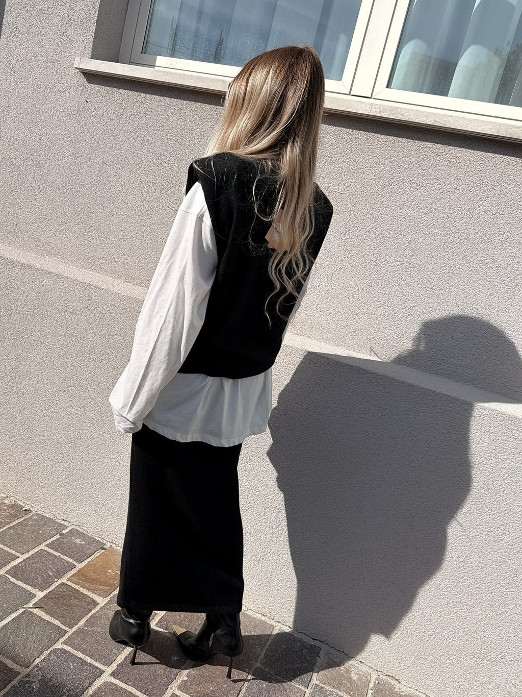 Longuette Maja Nero Kostumn1