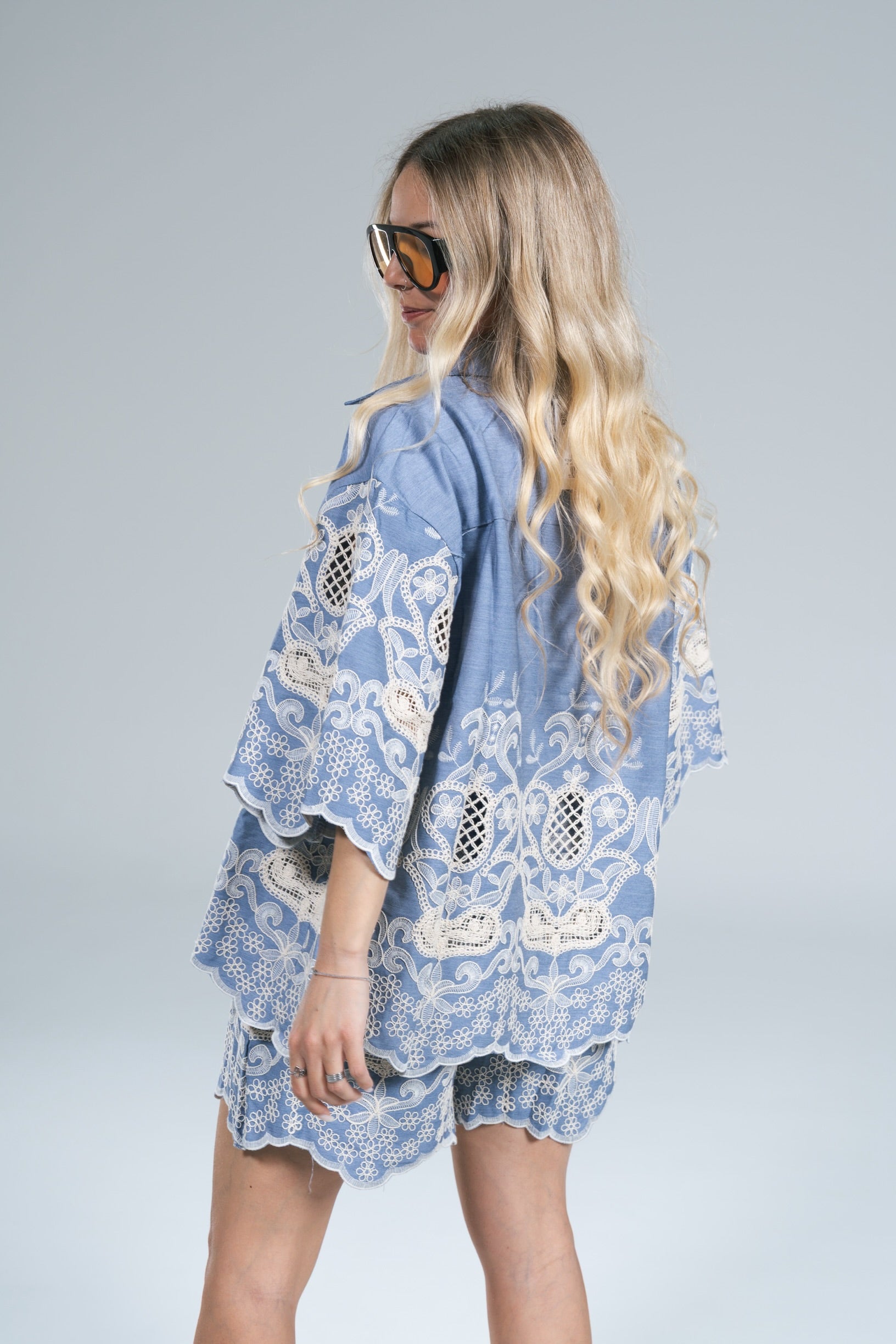 Maxi Camicia Ricamo Crochet Azzurro Glamorous