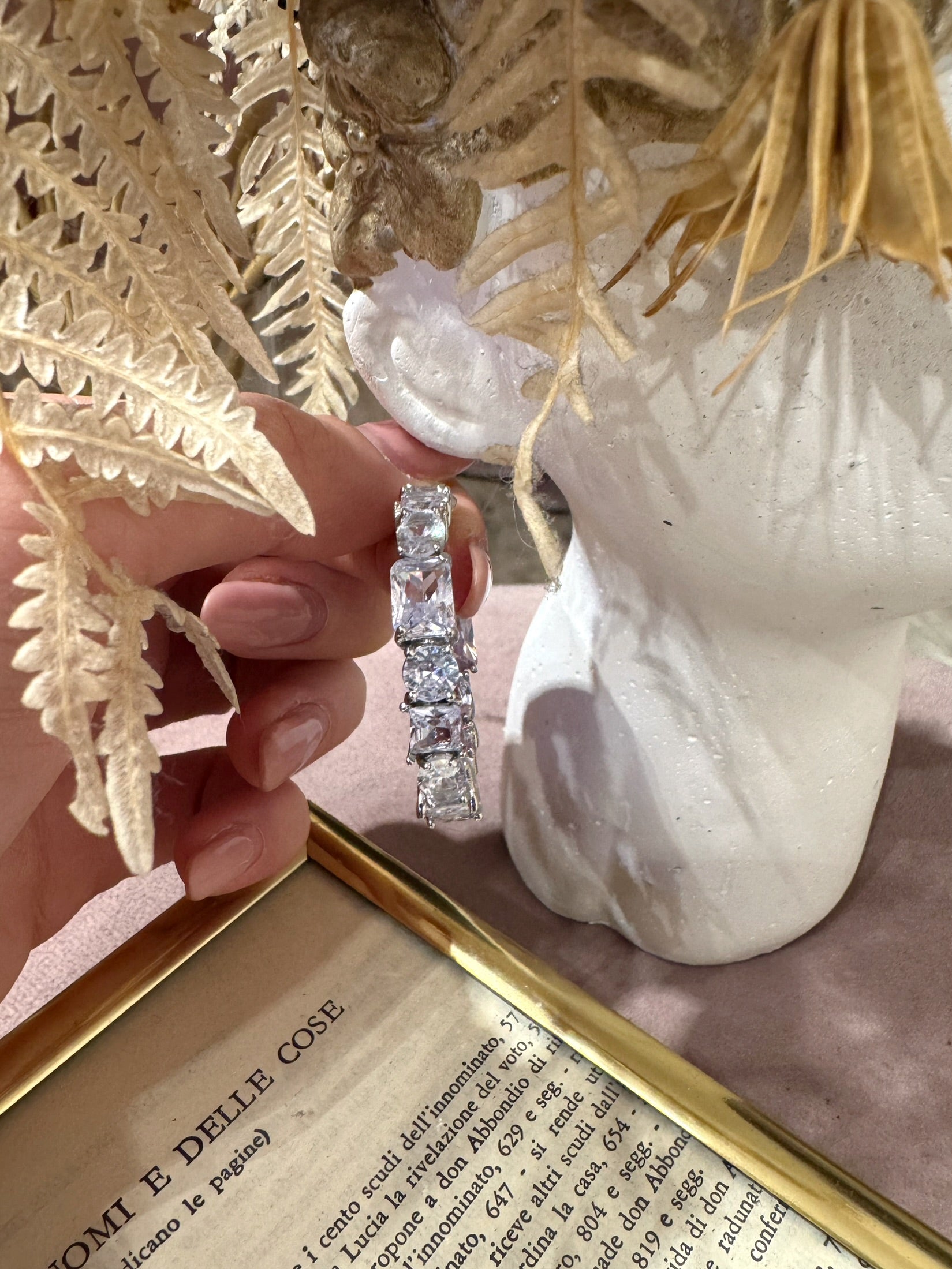 Orecchino Cerchio Zirconi +Colori