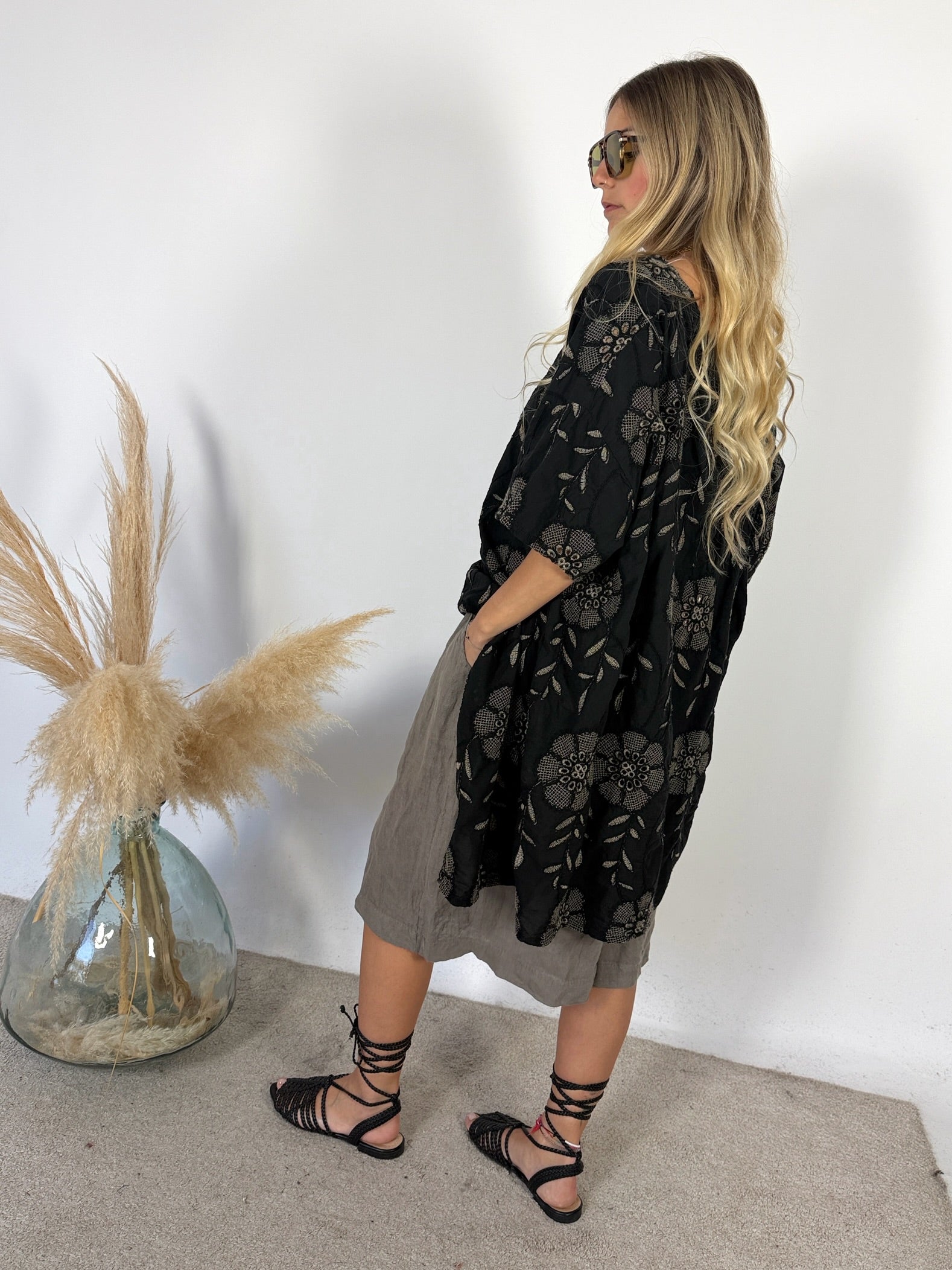 Maxi Casacca Ricamata Pizzo Sangallo Nero/Taupe Miranda