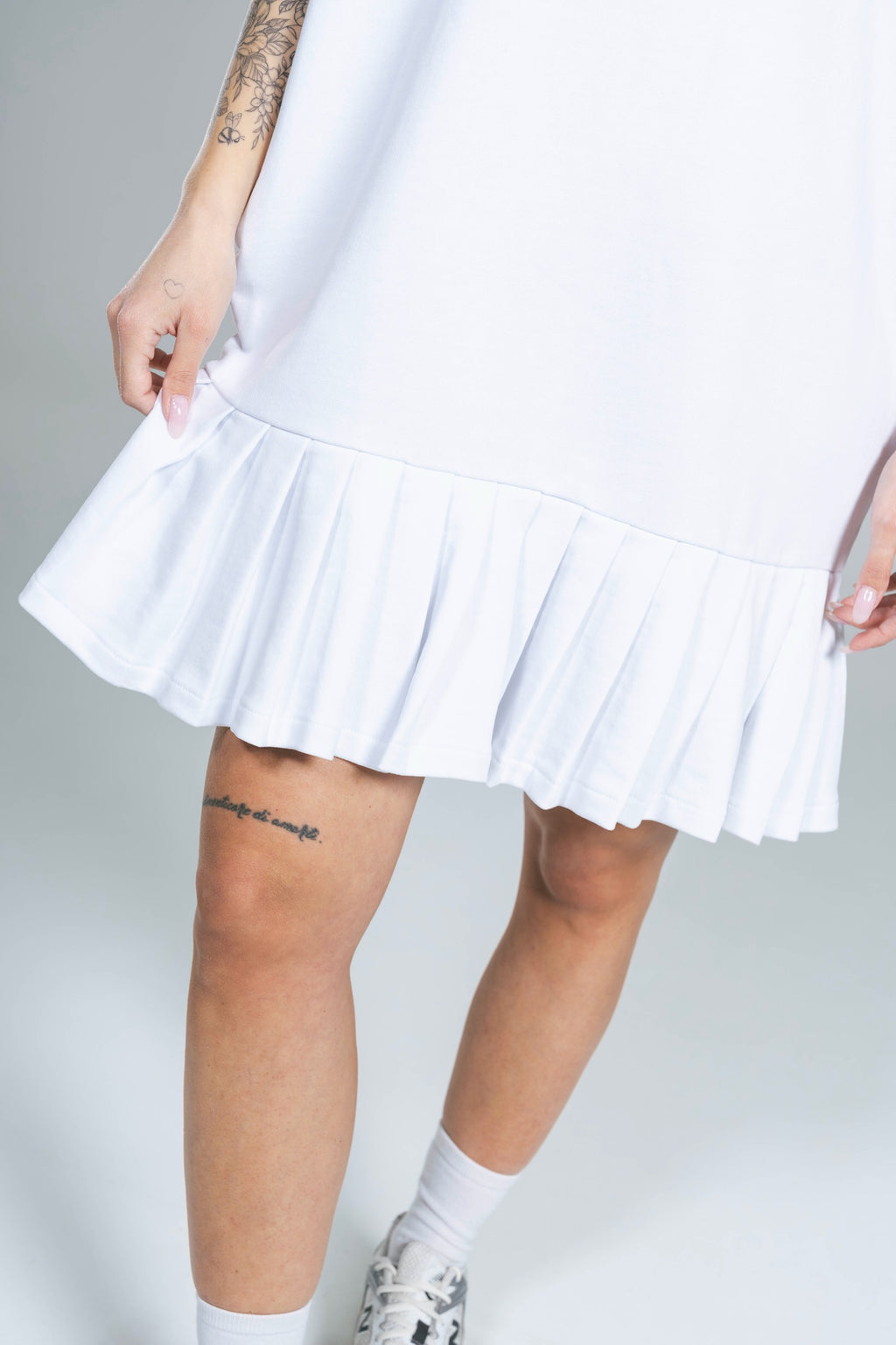 Abito Sporty Bianco Kostumn1