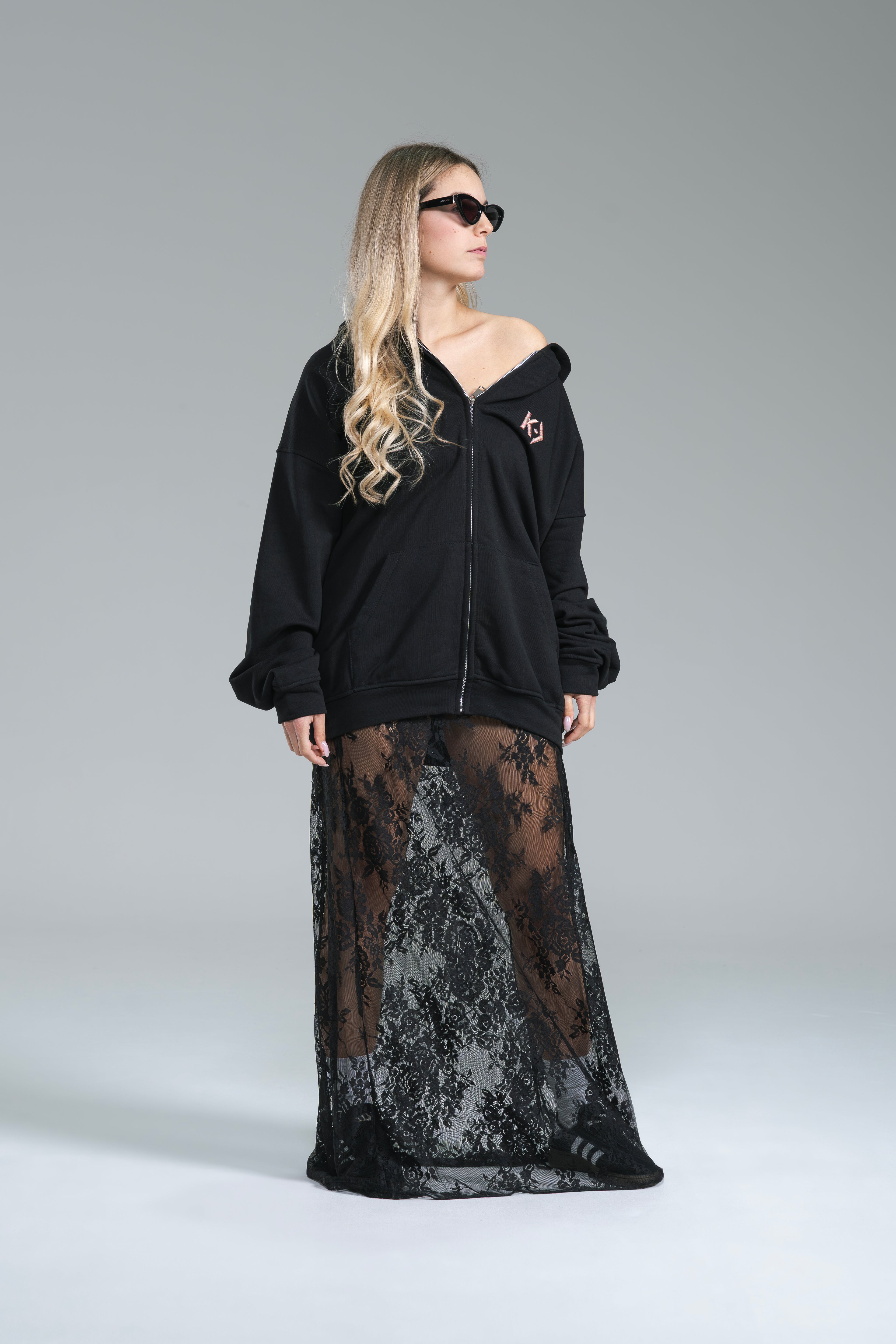 Maxi Felpa Over Cappuccio Nero kostumn1