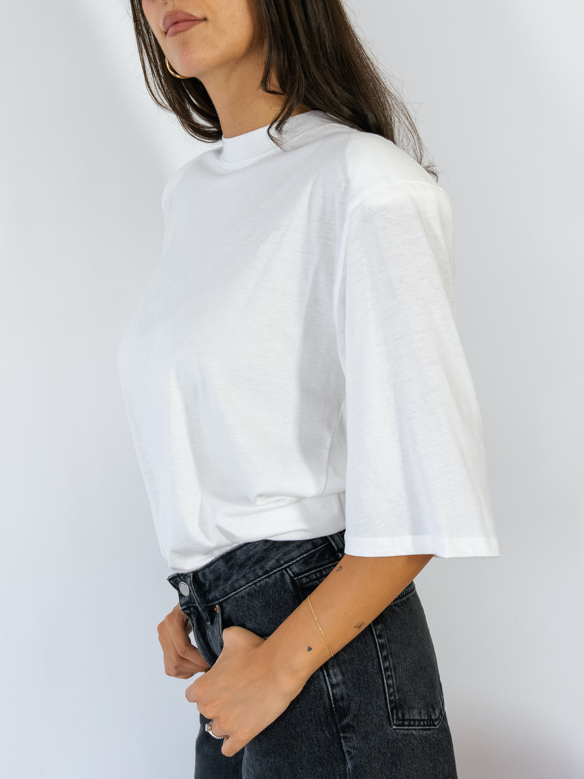T-Shirt Spalline Manica Gomito Kostumn1 +colori