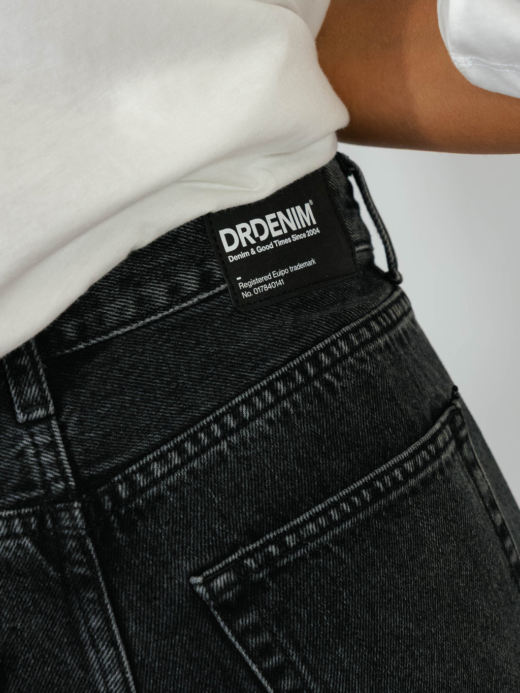 Jeans Dr. Denim Mod. Ary Baggy Nero