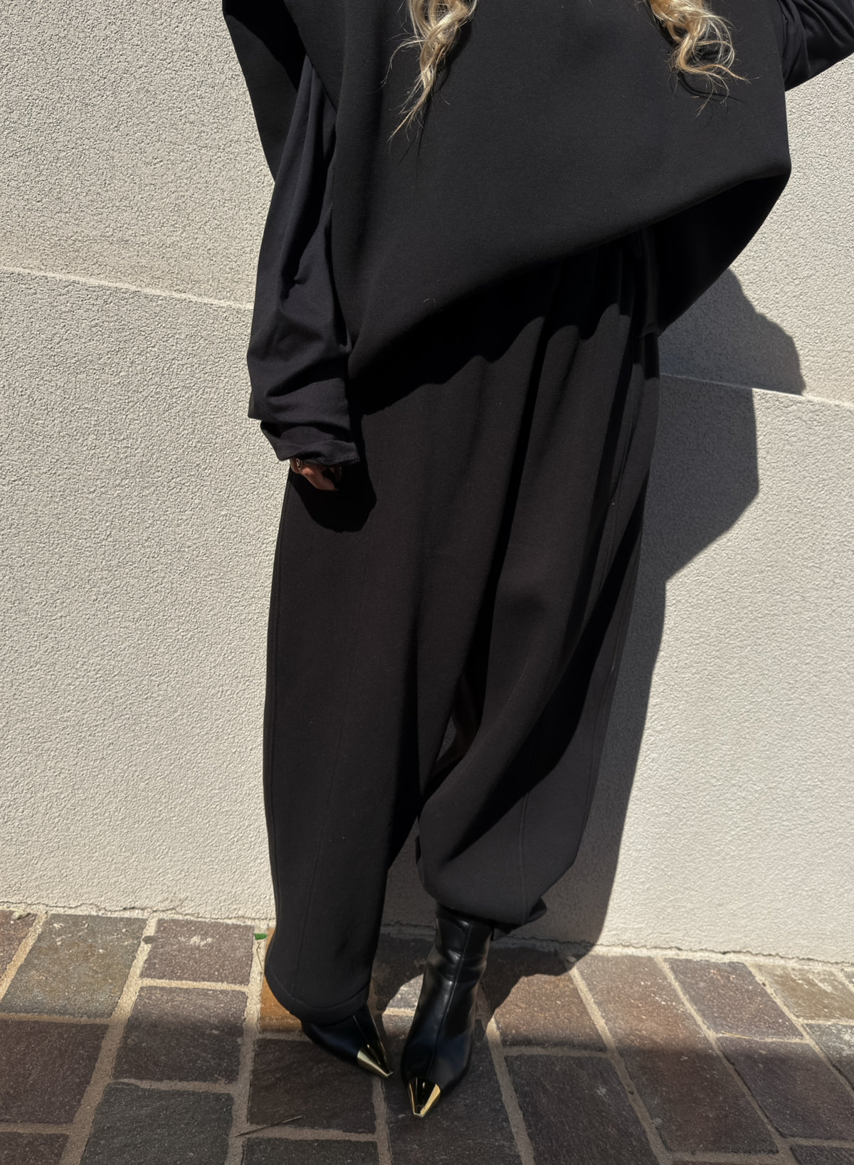 Pantalone Uovo Sporty Nero Kostumn1