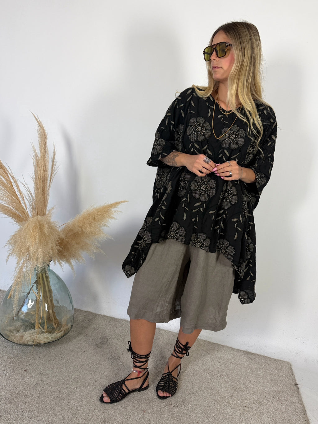 Maxi Casacca Ricamata Pizzo Sangallo Nero/Taupe Miranda