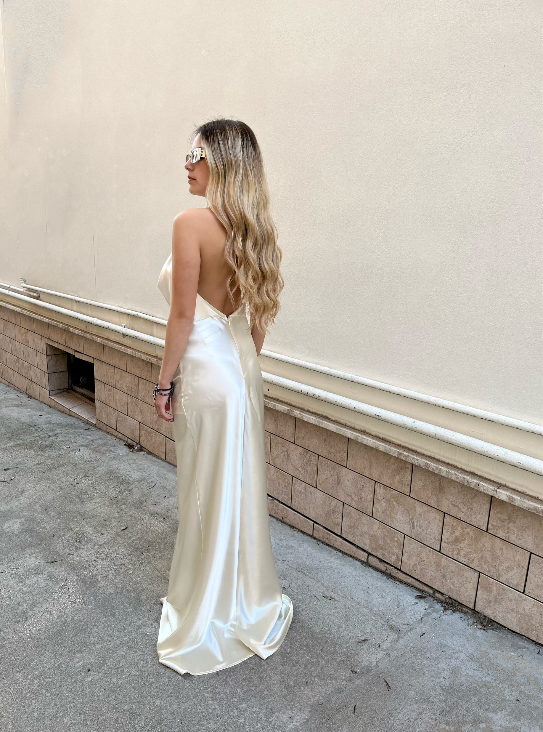 Abito Sirena Satin Avorio Kostumn1