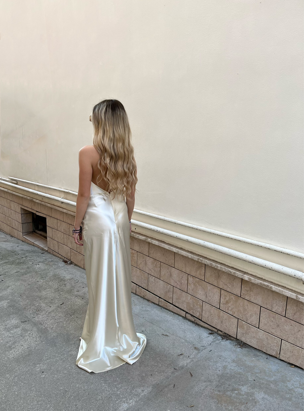 Abito Sirena Satin Avorio Kostumn1